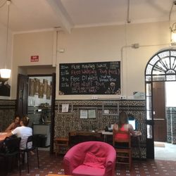 Hostel One Catedral - Schedule of Events (& Food!)