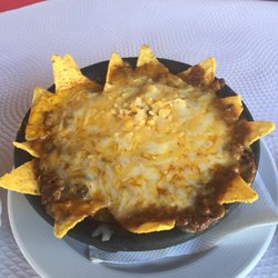 El Camping - Chili nachos with meat