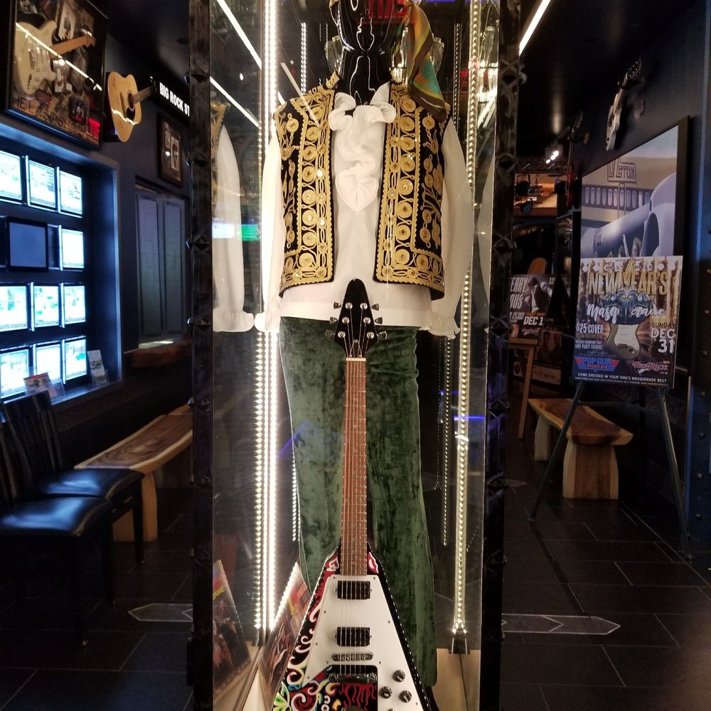 Big Rock Pub - OG Jimi Hendrix outfit - American Near Me - Indio, California Big Rock Pub - OG Jimi Hendrix outfit - American Near Me - Indio, California