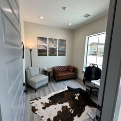Corporate & Family Counseling - Therapist Office