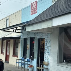 Pizza Chef & B And R BBQ - Store front