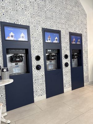 Go Greek Yogurt by null