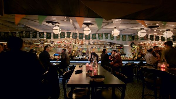 Dutch Fred's by null