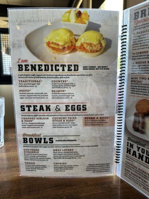 Crave Kitchen & Cocktails by null