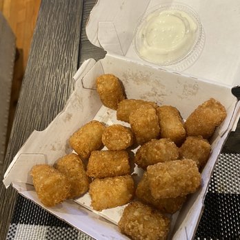 Buffalo Wild Wings - Tater tots- microwaved? - Chicken Wings Near Me - North Babylon, New York