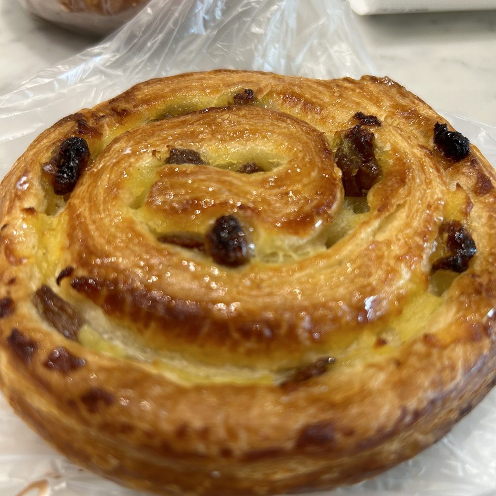 Tous Les Jours - Raisin - Bakeries Near Me - Glenview, Illinois Tous Les Jours - Raisin - Bakeries Near Me - Glenview, Illinois