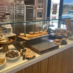 Front of the bakery area, which looked great. Front of the bakery area, which looked great.