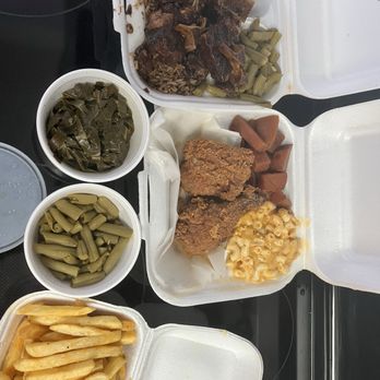 iKrave - Side of fries, oxtails, fried chicken Mac and cheese sweet potatoes - Southern Near Me - Miami, Florida iKrave - Side of fries, oxtails, fried chicken Mac and cheese sweet potatoes - Southern Near Me - Miami, Florida