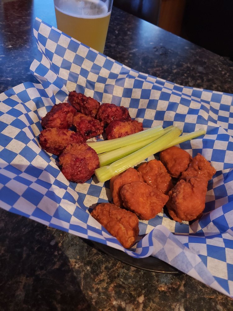 PLAZA ARCADE BAR AND GRILL 1425 Broadwater Ave, Billings, Montana Bars Restaurant Reviews