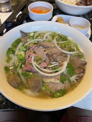 Pho Tay Ho by null
