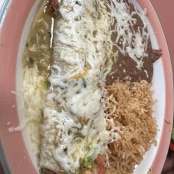 Toreros Mexican Family Restaurant - Burrito Guadalajara