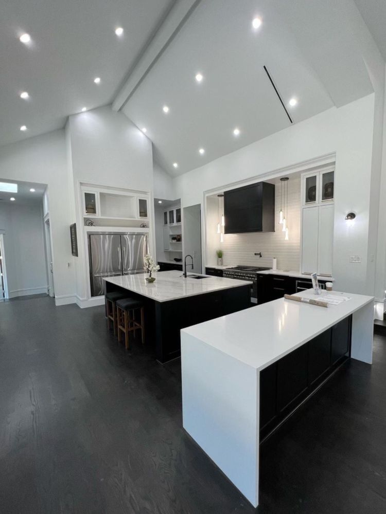 Slide of Maestros Home Services