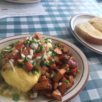 Villa Basque Café - Today's special. Chili verde omelet (I asked for pico de gallo on top!) - Delis Near Me - Carson City, Nevada