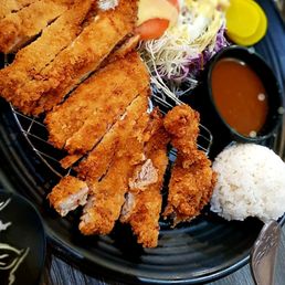 Chicken Katsu W/ House Sauce / 치킨 까스