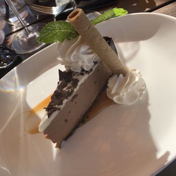Blackwall Hitch - Flourless cake - Cocktail Bars Near Me - Annapolis, Maryland