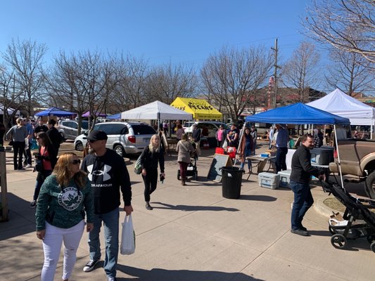 Tulsa Farmers' Market by null