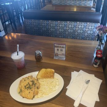 Presto Pasta - Chicken Piccata - Italian Near Me - Granada Hills, California Presto Pasta - Chicken Piccata - Italian Near Me - Granada Hills, California