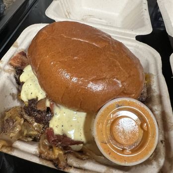 JOJA - Burgers Near Me - Honolulu, Hawaii JOJA - Burgers Near Me - Honolulu, Hawaii