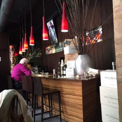 La Spaghetteria - L'altra sala ha un bancone ed un ambiente che cambia piacevolmente...figo!