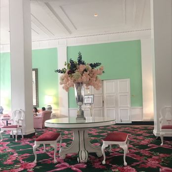 The Greenbrier - Resorts Near Me - White Sulphur Springs, West Virginia The Greenbrier - Resorts Near Me - White Sulphur Springs, West Virginia