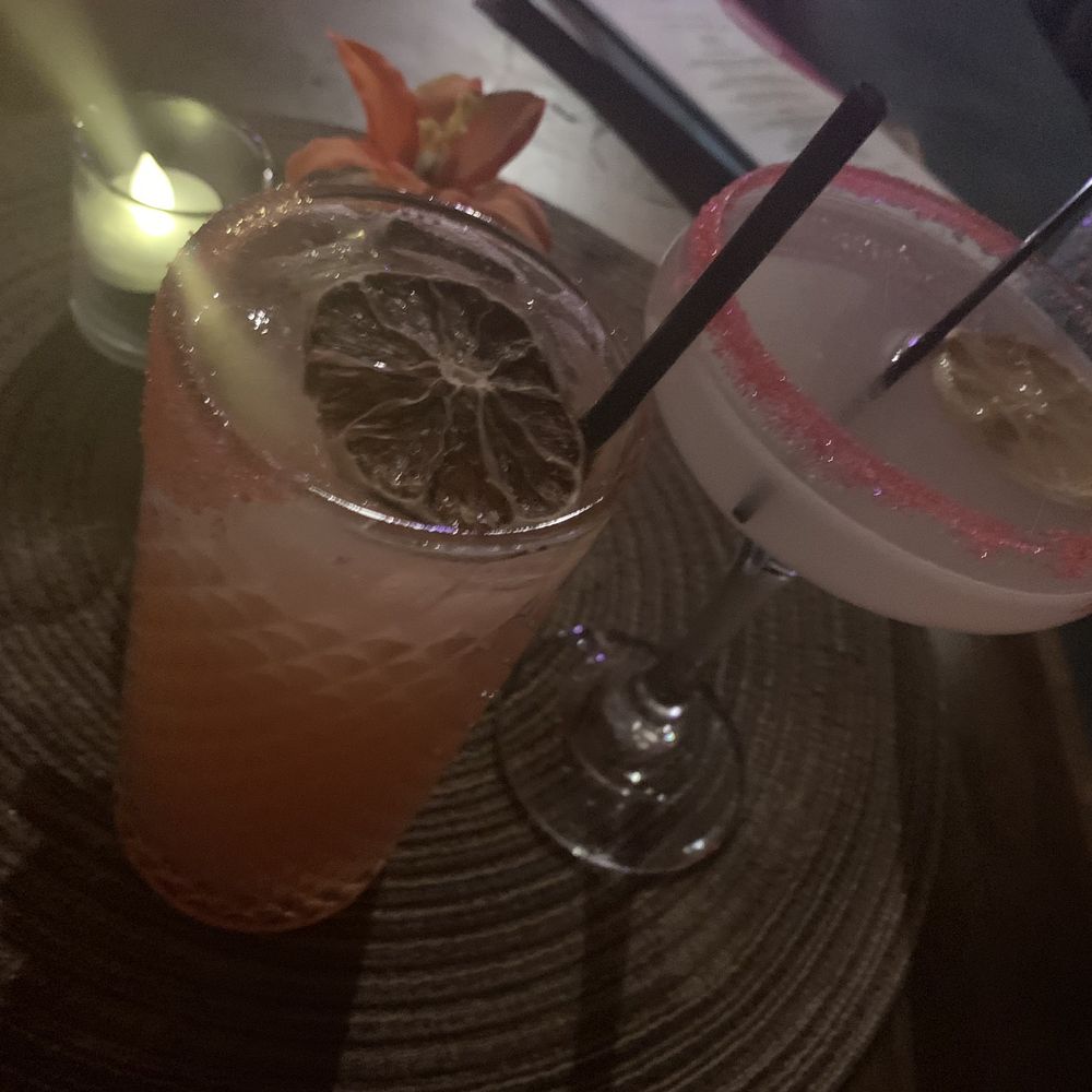 Cocktails Cocktails