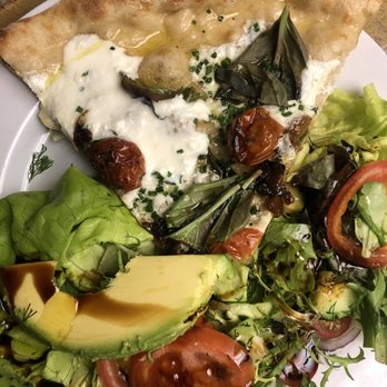 Revolver - White pizza - Pizza Near Me - Santa Barbara, California Revolver - White pizza - Pizza Near Me - Santa Barbara, California