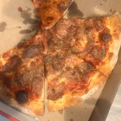 Brooklyn V’s - Bad pizza