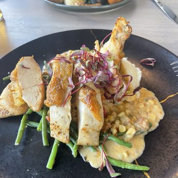 Junior Restaurant - Chicken and cream corn - Lounges Near Me - Roseville, California Junior Restaurant - Chicken and cream corn - Lounges Near Me - Roseville, California
