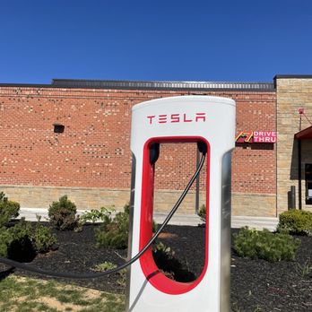 Tesla Supercharger - EV Charging Stations Near Me - Hagerstown, Maryland Tesla Supercharger - EV Charging Stations Near Me - Hagerstown, Maryland
