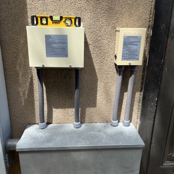 Hunter Williams Electrical Services - Pool Light Transformers - Electricians Near Me - Wimberley, Texas Hunter Williams Electrical Services - Pool Light Transformers - Electricians Near Me - Wimberley, Texas