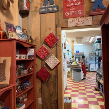 Polly's Pancake Parlor - Gift shop/kitchen area - Breakfast & Brunch Near Me - Sugar Hill, New Hampshire Polly's Pancake Parlor - Gift shop/kitchen area - Breakfast & Brunch Near Me - Sugar Hill, New Hampshire