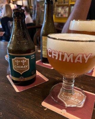 Poechenellekelder by null