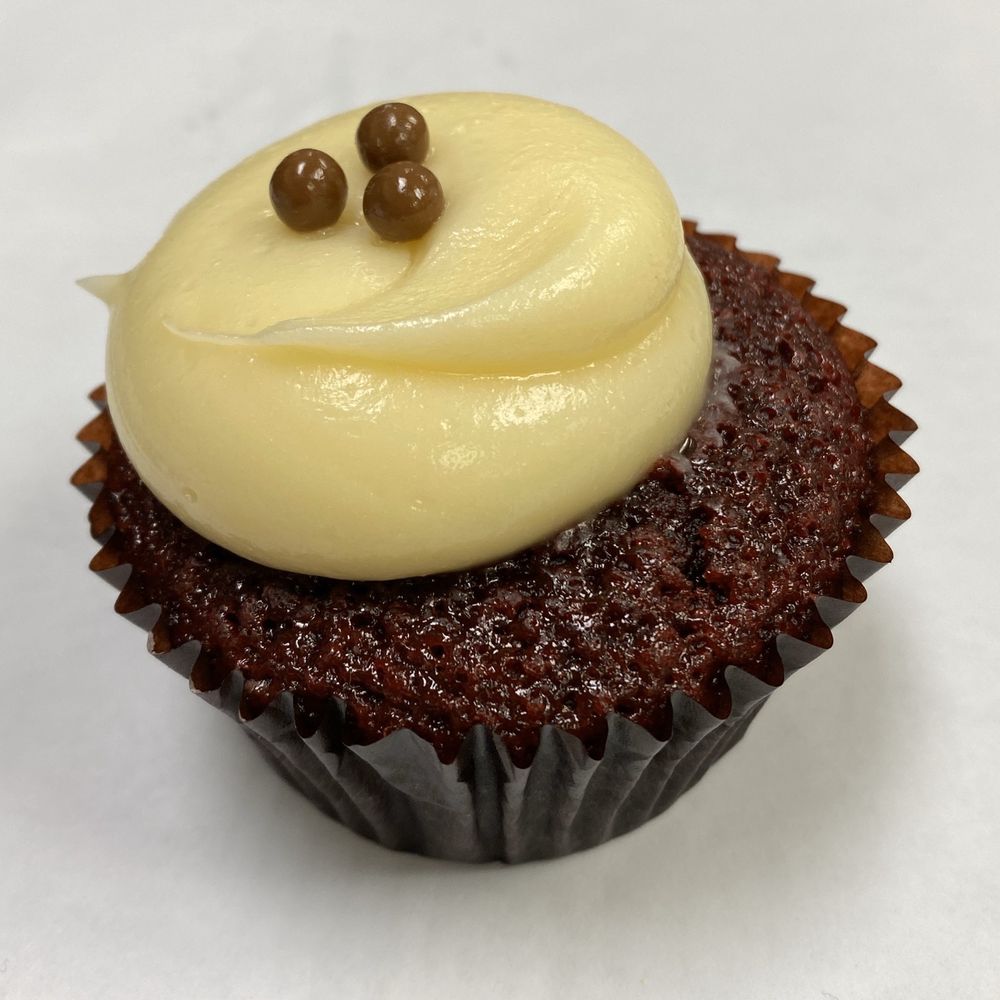 Cupcakin' Bake Shop - Red Velvet - Cupcakes Near Me - Oakland, California Cupcakin' Bake Shop - Red Velvet - Cupcakes Near Me - Oakland, California
