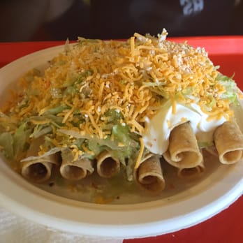 Roberto's Taco Shop - Mexican Near Me - Henderson, Nevada