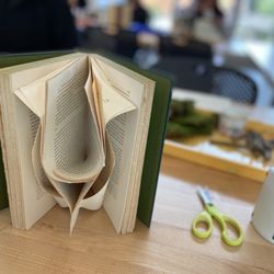 Brisbane Library - Book folding with Yasmin