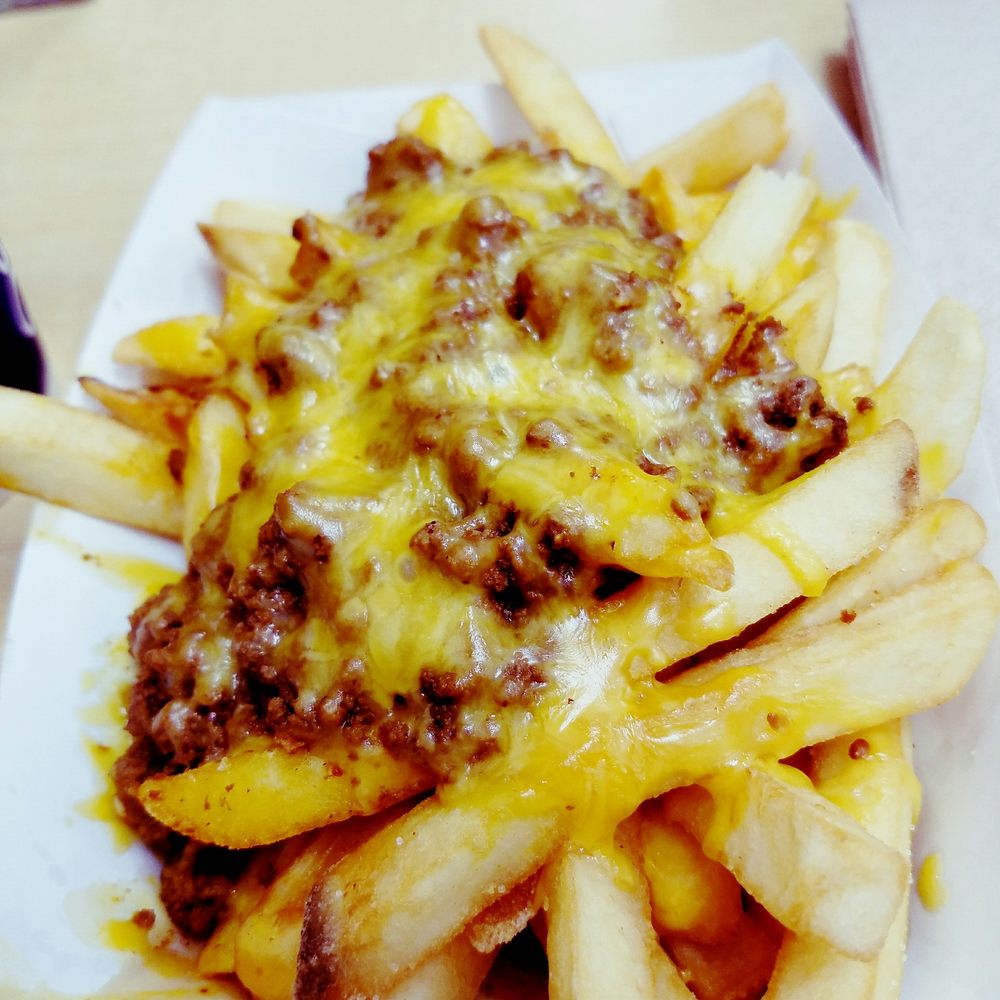 Burger Barn - Chili cheese fries - Burgers Near Me - Camarillo, California Burger Barn - Chili cheese fries - Burgers Near Me - Camarillo, California
