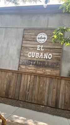 El Cubano by null