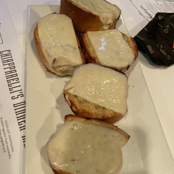 Chiapparelli's Restaurant - Garlic Bread with Melted Mozzarella - Italian Near Me - Baltimore, Maryland
