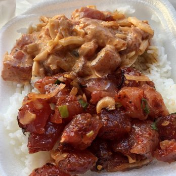 Ono Seafood - Large Hawaiian style and spicy ahi over rice - Seafood Near Me - Honolulu, Hawaii Ono Seafood - Large Hawaiian style and spicy ahi over rice - Seafood Near Me - Honolulu, Hawaii