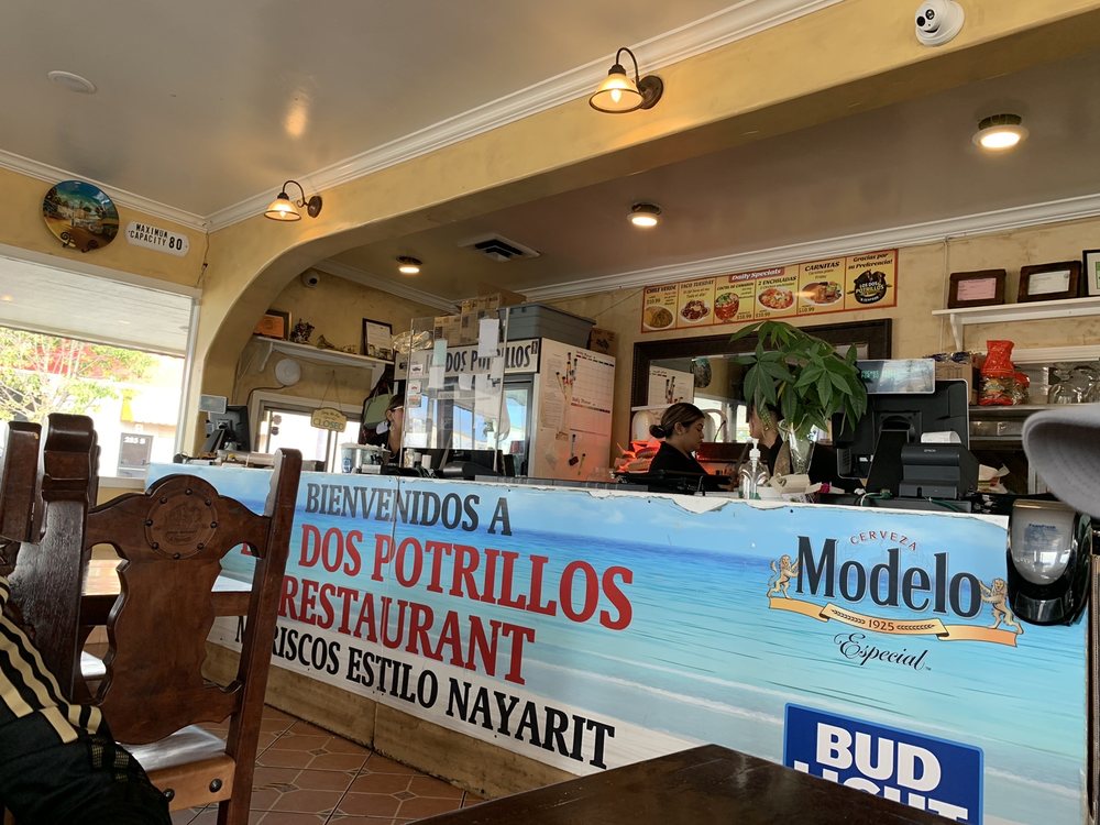 Los Dos Potrillos Restaurant