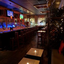 Le Caire Lounge - Sports bar
