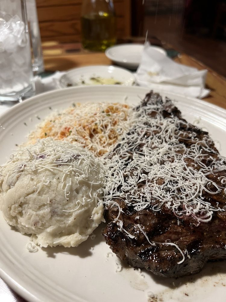 CARRABBA’S ITALIAN GRILL 139 Photos & 115 Reviews 210 W Day Rd