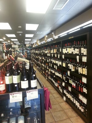 Andersonville Wine & Spirits by null