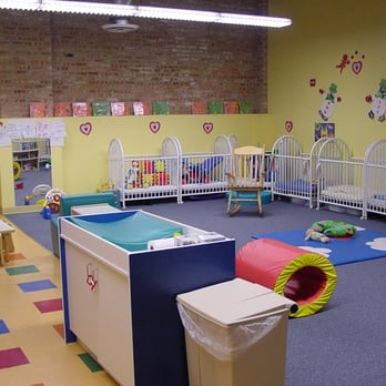 Detour 2 Discovery Managed by Bright Horizons - 1 of 3 Infant Nursery Classrooms - Child Care & Day Care Near Me - Chicago, Illinois Detour 2 Discovery Managed by Bright Horizons - 1 of 3 Infant Nursery Classrooms - Child Care & Day Care Near Me - Chicago, Illinois