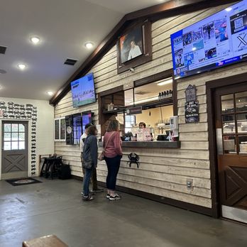 Charm City Seafood - Ordering counter - Seafood Near Me - Bartow, Florida