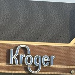 Kroger Food & Pharmacy - Front signage