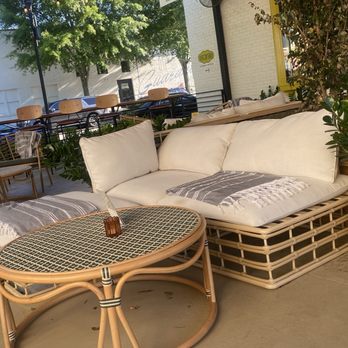 Bar Oscar - Outdoor dining - Specialty Food Near Me - Covington, Georgia