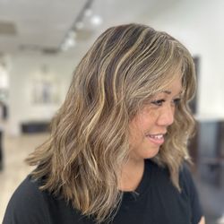 Tangles Salon - Highlight & Color IG @dawnfolgoz