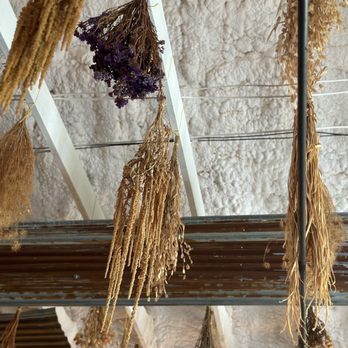 Kent Falls Brewing - dried plants hanging from the ceiling - Breweries Near Me - Kent, Connecticut Kent Falls Brewing - dried plants hanging from the ceiling - Breweries Near Me - Kent, Connecticut