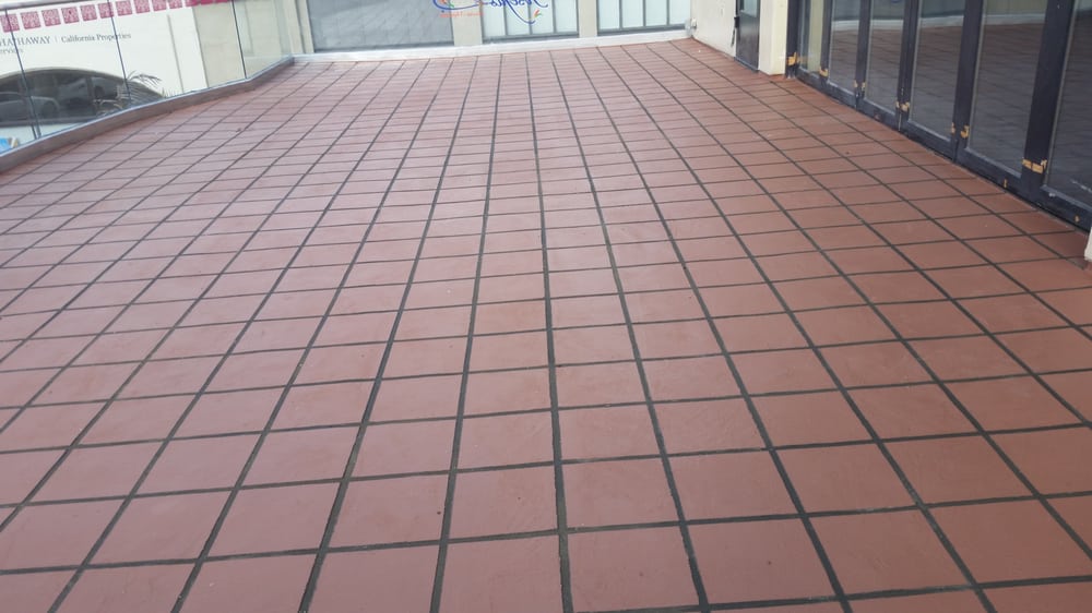 Slide of Alfaro's Roofing